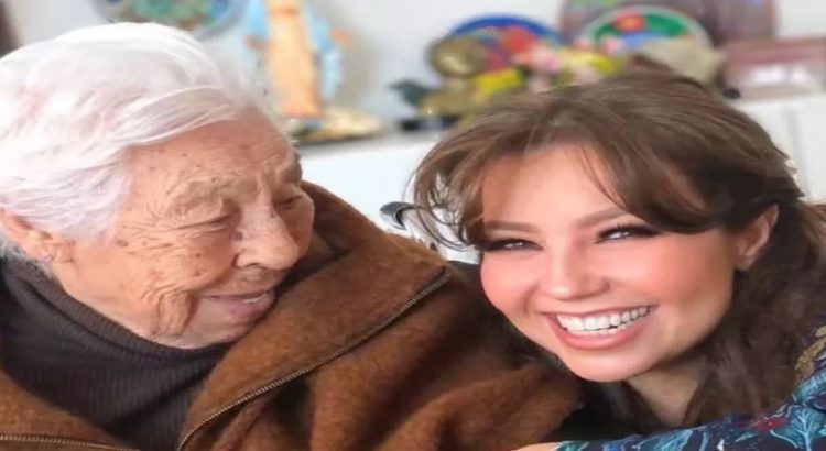 A los 104 años de edad muere abuelita de Thalía y Laura Zapata