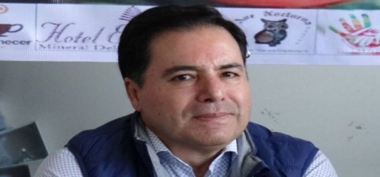 Secretario de Turismo de Hidalgo, es acusado por un hermano de usar el cargo para encarcelarlo