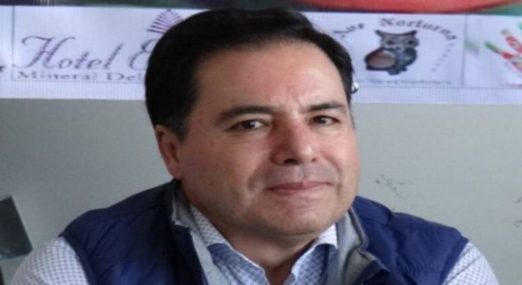 Secretario de Turismo de Hidalgo, es acusado por un hermano de usar el cargo para encarcelarlo
