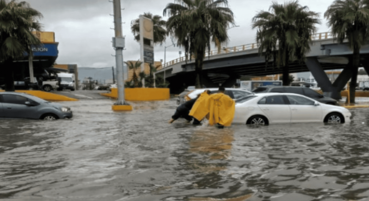 Lluvia en Hidalgo provoca inundación y afectaciones de viviendas