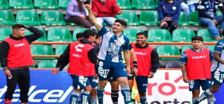 Pachuca vence a Santos y se enfila a la liguilla