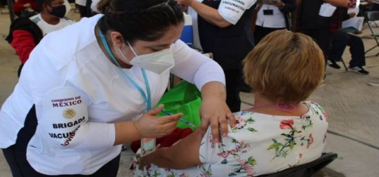 Hidalgo supera aplicación de 6 millones de vacunas contra COVID