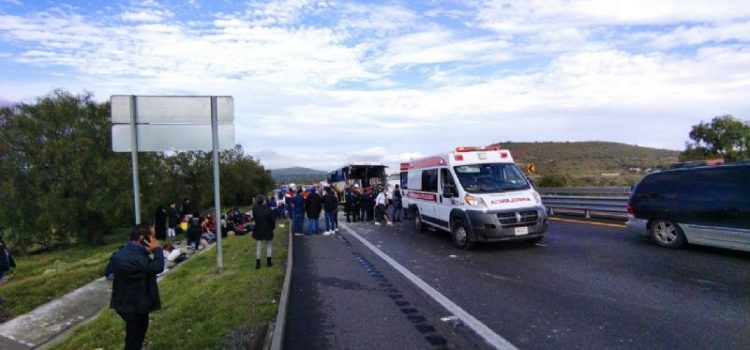 Muere menor de edad por accidente sobre la Pachuca-Tuxpan