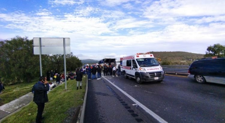 Muere menor de edad por accidente sobre la Pachuca-Tuxpan