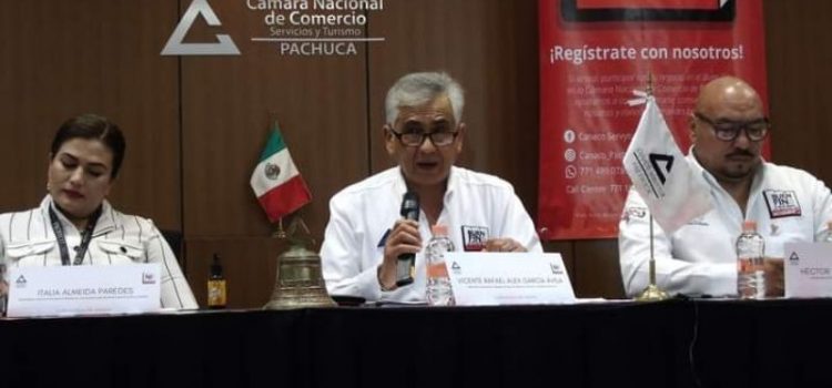 Piden a alcalde de Pachuca no dar más permisos para ambulantes en temporada decembrina