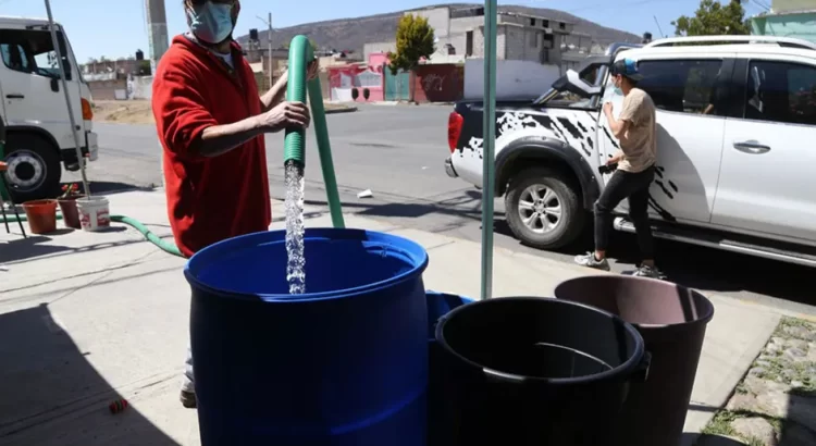 Crisis de agua y desabasto en Pachuca