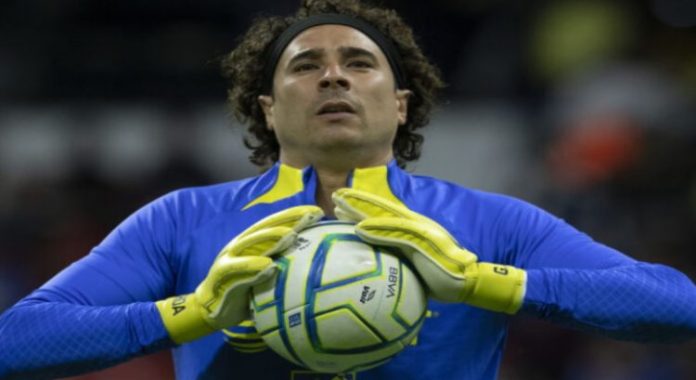 Guillermo Ochoa volará del nido hacia la Serie A