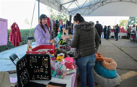 Organizan bazar para niñas y niños con cáncer y síndrome de Down en Pachuca