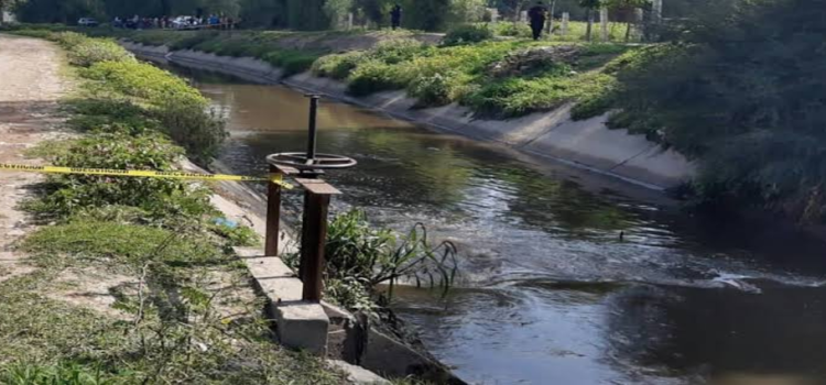 Localizan cuerpo sin vida en canal de aguas negras en Hidalgo