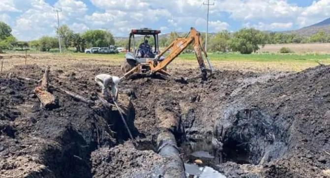 Derramaron 100 mil litros de crudo a Río Tula