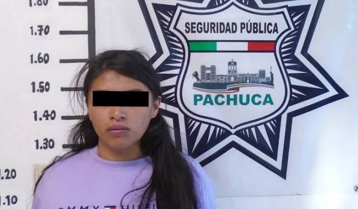 Capturan a mujer por presunto robo en Pachuca