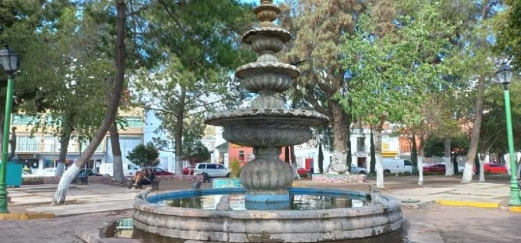 Fuentes secas de parques y jardines de Pachuca