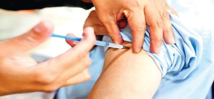 Termina en Hidalgo déficit de vacunas contra papiloma y tétanos