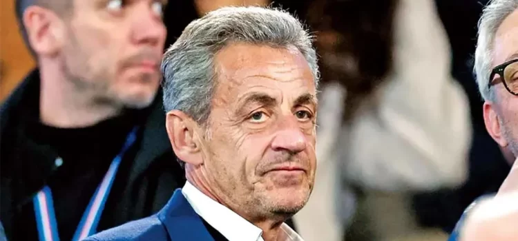 Condenan por corrupción al expresidente francés Nicolas Sarkozy