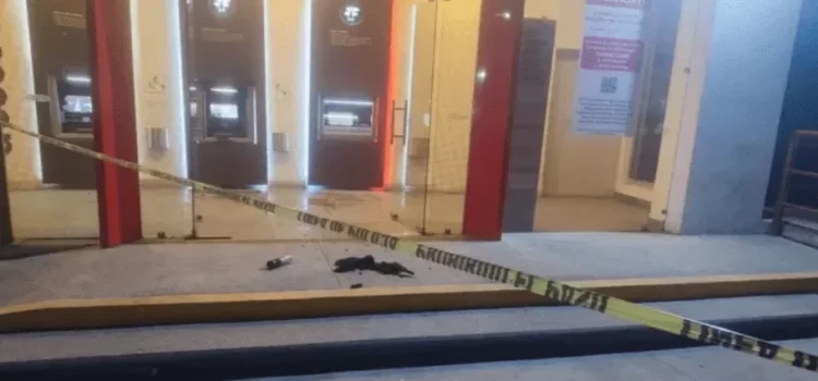 Reportan ataques con explosivos a cajeros automáticos en Tula
