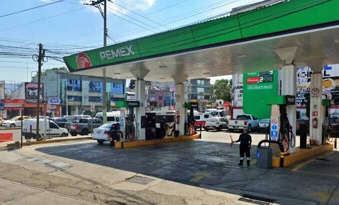 Multan a gasolineras de Pachuca por manipular precios