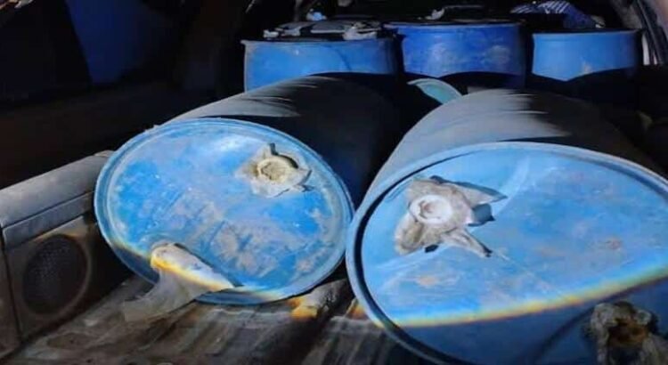 Detienen a huachicolero en Hidalgo; llevaba más de 2 mil litros de combustible en su camioneta