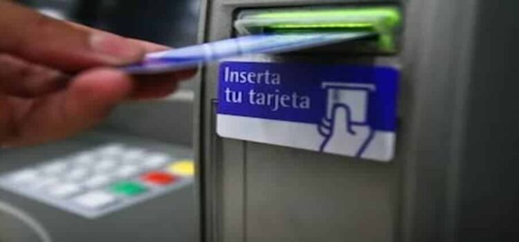 Sujetos armados roban cajero automático en Hidalgo Sujetos armados roban cajero automático en Hidalgo