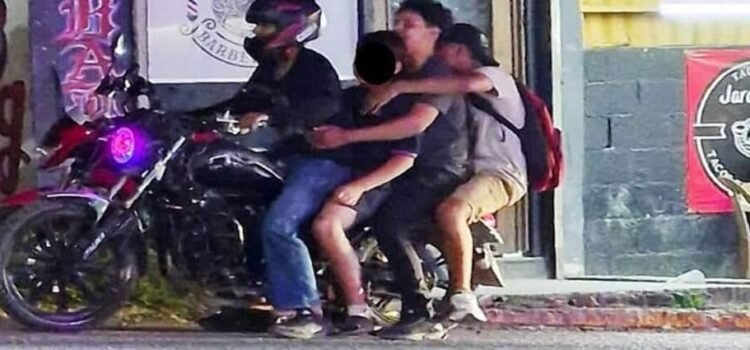 En Hidalgo buscan prohibir que menores de 12 años viajen en moto En Hidalgo buscan prohibir que menores de 12 años viajen en moto