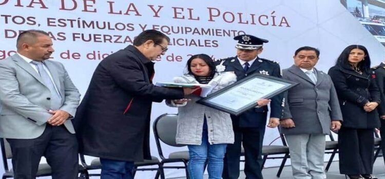 En Hidalgo reconocen a policías lesionados y a quienes perdieron la vida al realizar su labor