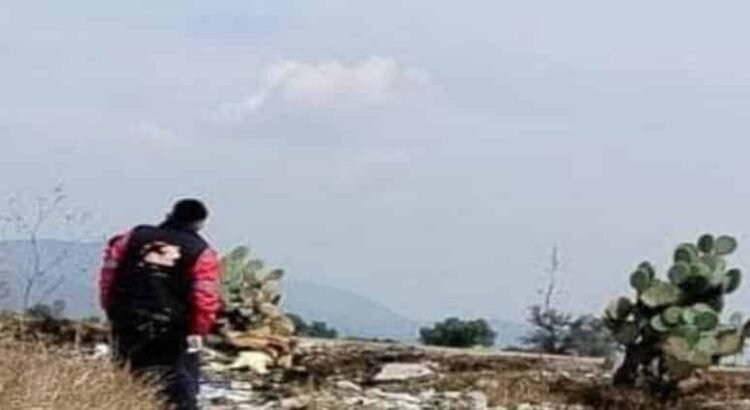 Encuentran a hombre ejecutado y con narcomensaje en límites de Edomex e Hidalgo