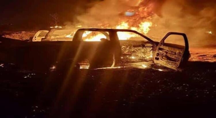 Camionetas usadas para robo de hidrocarburos se incendian en Hidalgo