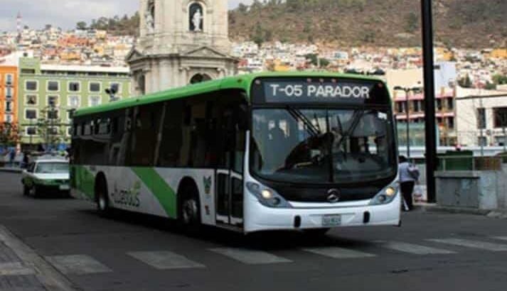 Deficiente sistema de transporte urbano en Pachuca