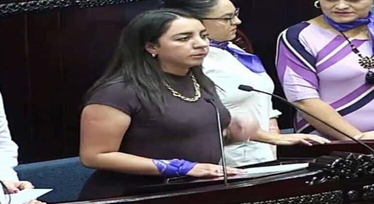 Diputada falsea datos sobre feminicidios en Hidalgo; “me lo dieron a leer”