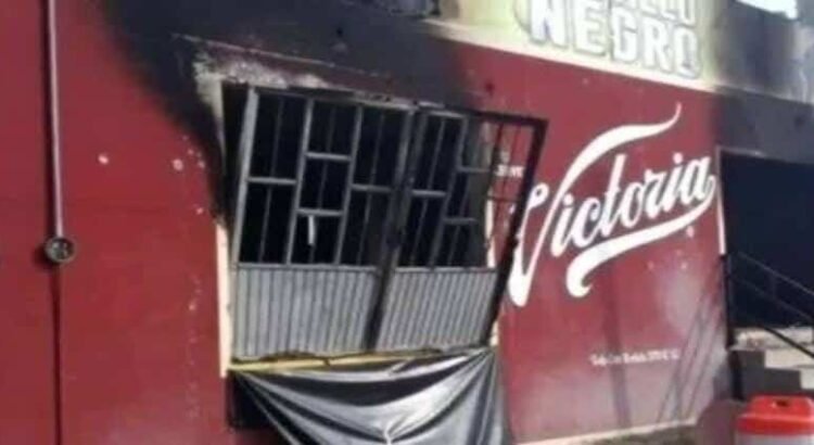 Detienen a implicado en incendio de bar en Hidalgo donde murieron 3 personas