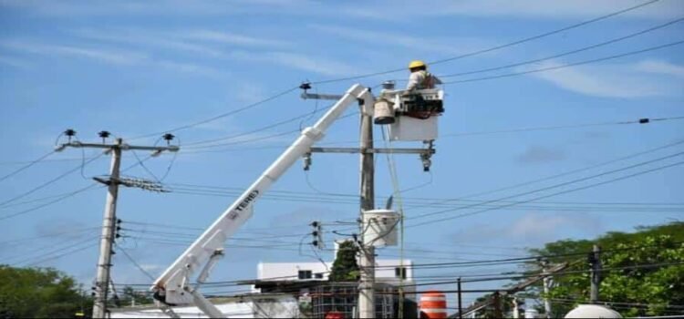 CFE anuncia suspensión de suministro eléctrico en Zimapán, Hidalgo