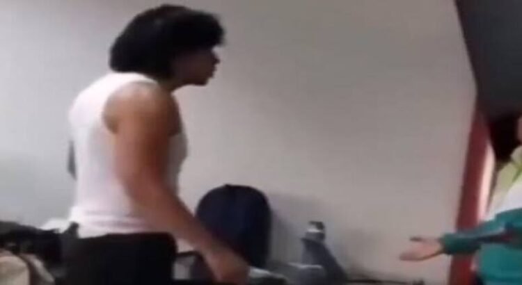 Alumno que agredió a maestro en Hidalgo acusa humillaciones y acoso