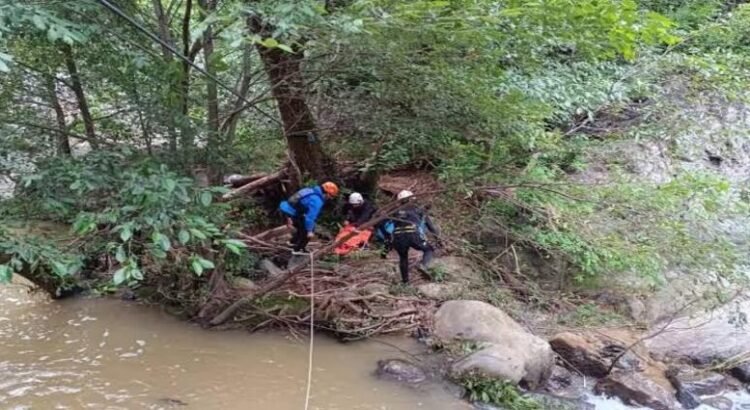Hombre muere tras caer a remolino de agua en Hidalgo