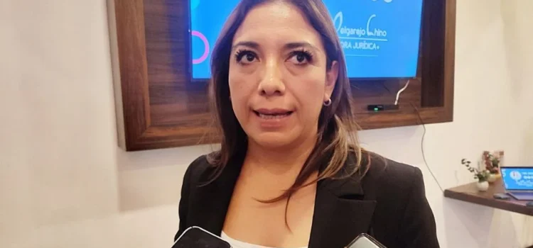 Síndica de Pachuca defiende su licencia sin sueldo, pero justifica doble salario de regidores Síndica de Pachuca defiende su licencia sin sueldo, pero justifica doble salario de regidores