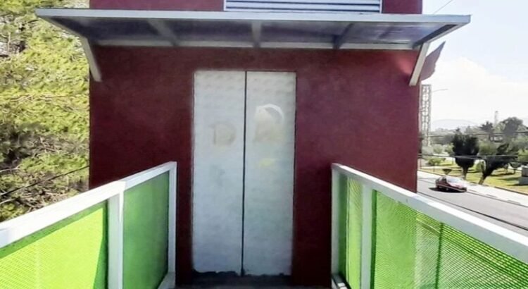 Sentencian a hombre que usó un mazo para dañar un elevador recién instalado del Tuzobús