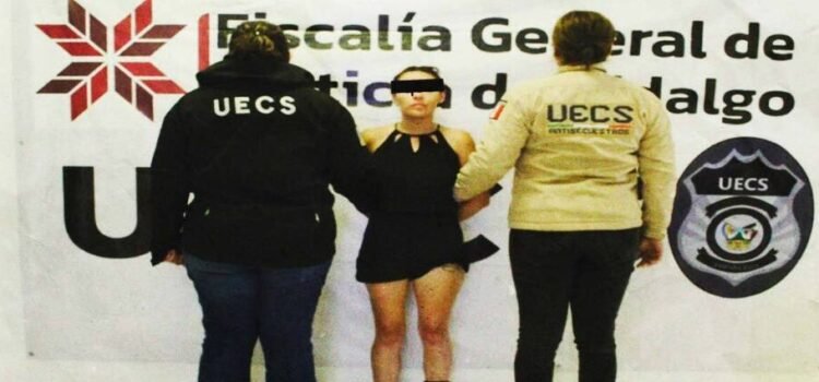Detienen en Hidalgo a mujer y adolescente por presunto secuestro y homicidio a taxista