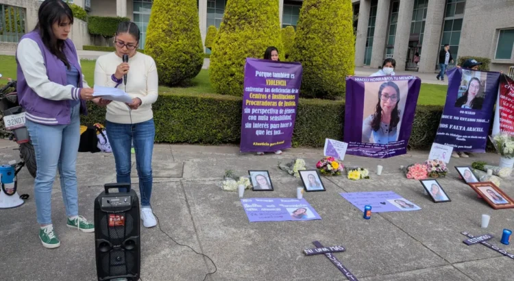 Exigen justicia por feminicidio en Pachuca de Araceli Cuevas