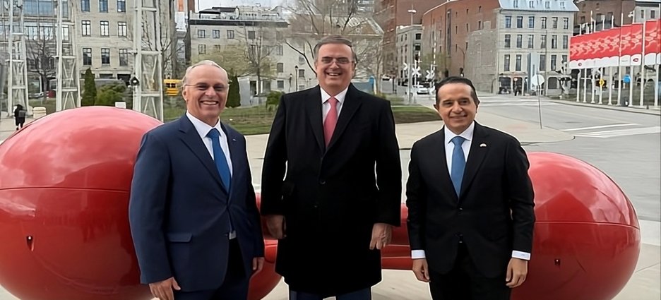 Hidalgo logra acuerdo con empresa canadiense para instalar megaplanta farmacéutica