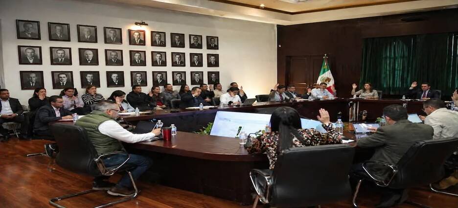 Hidalgo reducirá número de regidores y destinará ahorros a obra pública